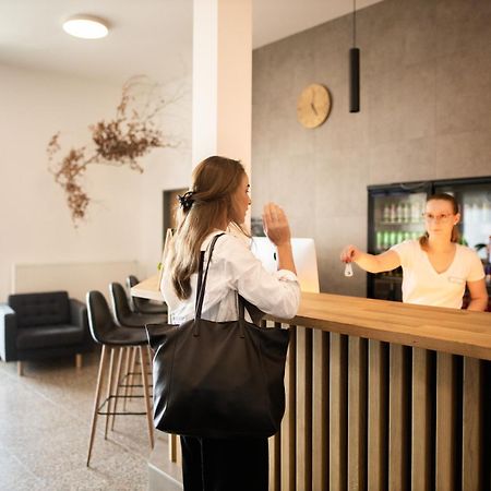 Hotel ヴァルンスドルフ エクステリア 写真