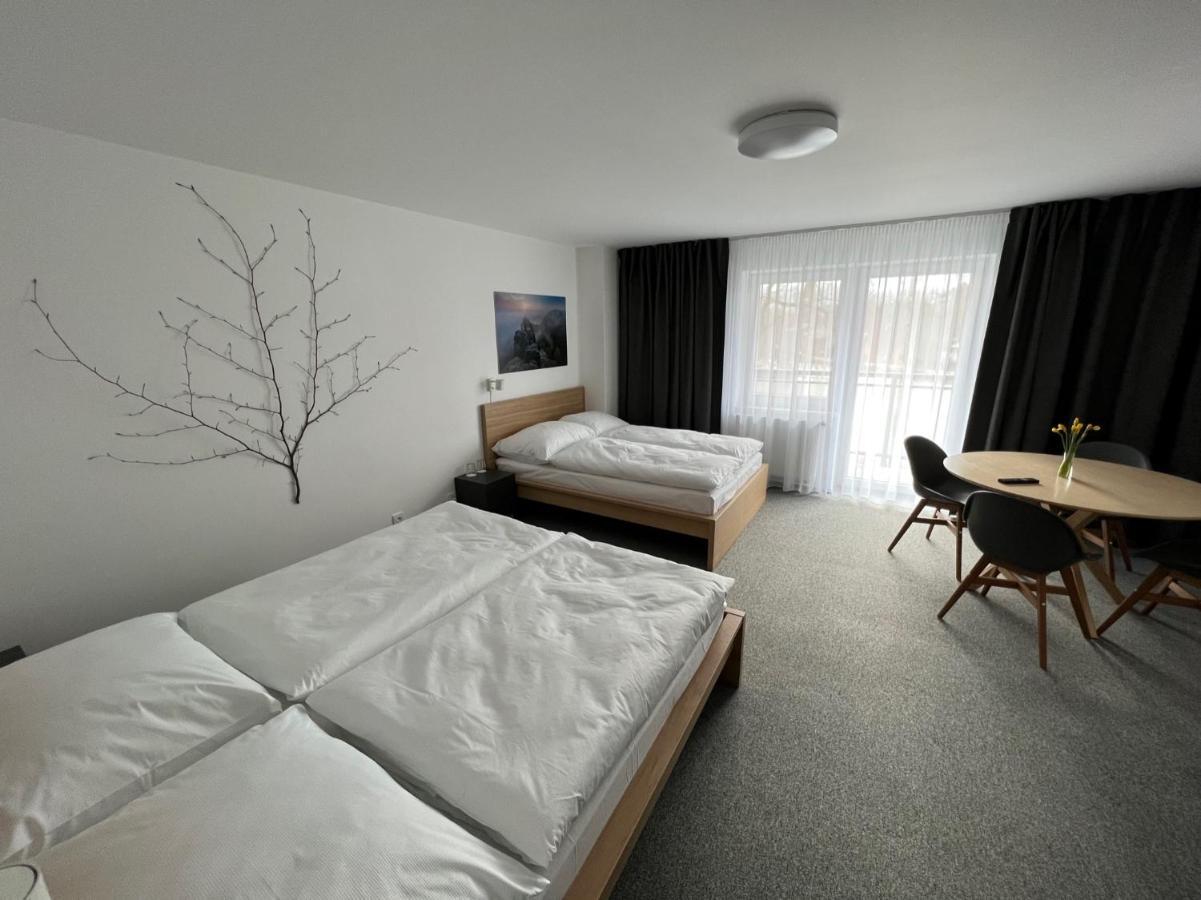 Hotel ヴァルンスドルフ エクステリア 写真