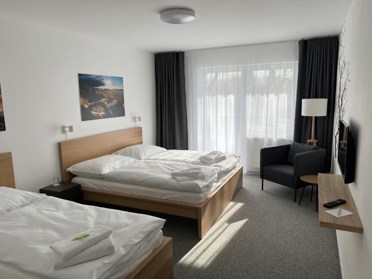 Hotel ヴァルンスドルフ エクステリア 写真
