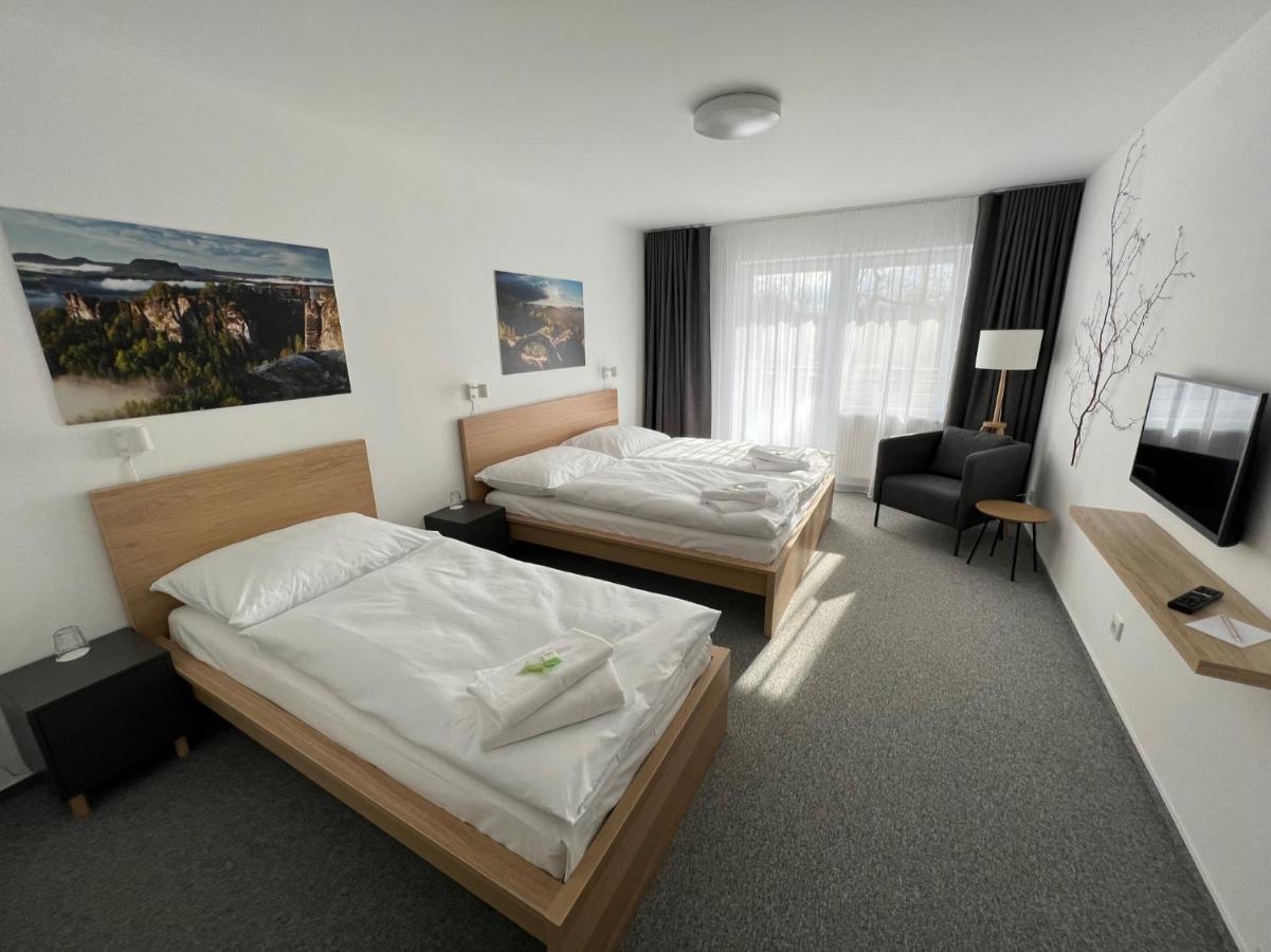 Hotel ヴァルンスドルフ エクステリア 写真