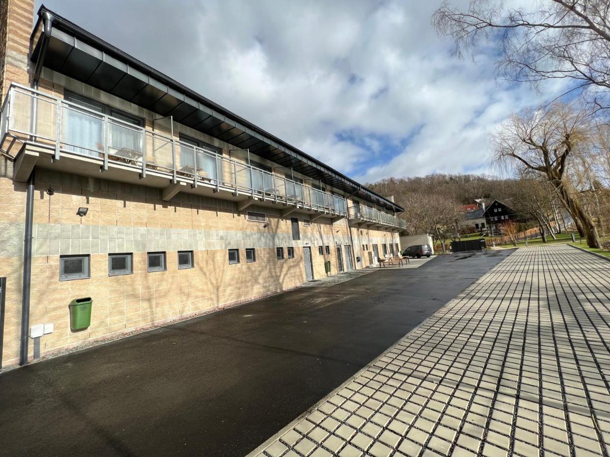 Hotel ヴァルンスドルフ エクステリア 写真
