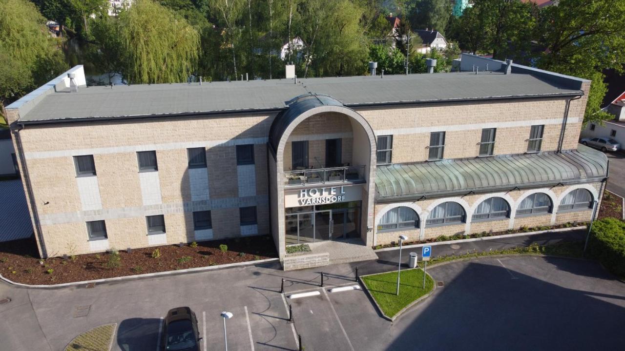 Hotel ヴァルンスドルフ エクステリア 写真