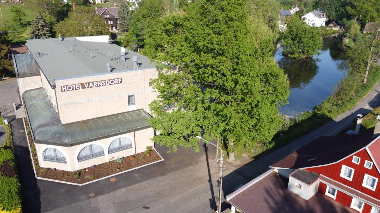 Hotel ヴァルンスドルフ エクステリア 写真